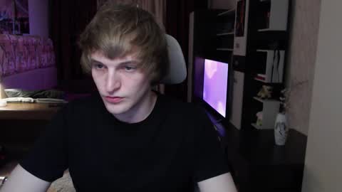 l1onkennedy online show from March 21, 6:00 pm