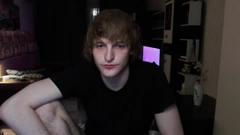 l1onkennedy online show from May 23, 6:23 pm