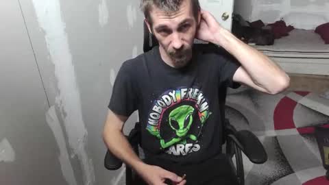 Snapshot of l1v1nth3dr3am chatting on September 21, 3:30 am l1v1nth3dr3am online show from September 21, 3:30 am