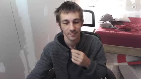 Snapshot of l1v1nth3dr3am chatting on October 16, 3:18 am l1v1nth3dr3am online show from October 16, 3:18 am