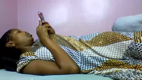 Snapshot of l556778 chatting on March 15, 6:14 pm crazy creamer online show from March 15, 6:14 pm