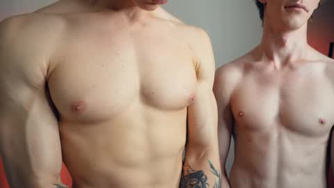 Snapshot of l_adonis_l chatting on October 13, 5:18 am Adonis online show from October 13, 5:18 am