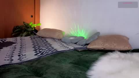    Help me reach 50 likes online show from March 23, 1:31 am