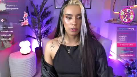 Snapshot of la_monitora chatting on July 28, 12:48 pm T A T I A N A online show from July 28, 12:48 pm