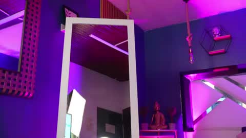 Cris  online show from July 8, 11:58 am