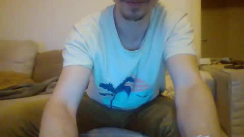 Snapshot of labelette007 chatting on February 9, 9:52 pm labelette007 online show from February 9, 9:52 pm