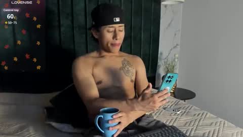 Snapshot of labrinthteasing chatting on September 15, 1:00 pm labrinthteasing online show from September 15, 1:00 pm