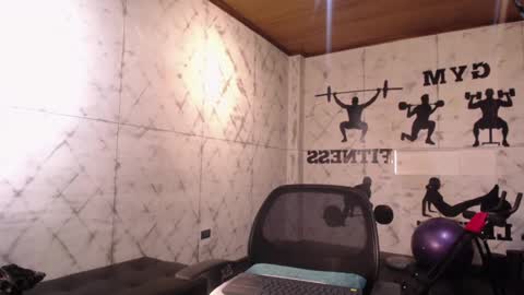 Snapshot of labrinthteasing chatting on November 2, 1:02 pm labrinthteasing online show from November 2, 1:02 pm