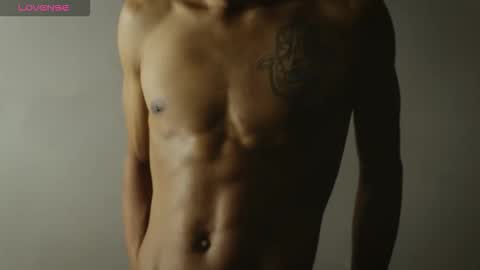 Snapshot of labrinthteasing chatting on December 1, 12:21 pm labrinthteasing online show from December 1, 12:21 pm