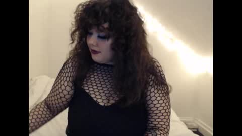 Lacey online show from December 11, 8:07 pm