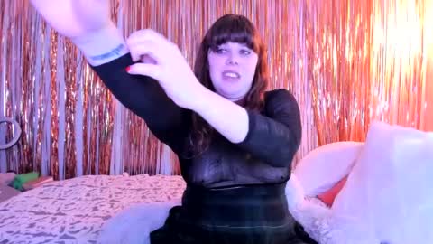 Chelsea Poe online show from December 16, 9:52 pm