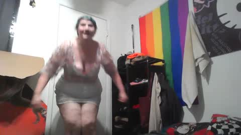 Snapshot of laceysweets27 chatting on June 22, 1:07 am laceysweets27 online show from June 22, 1:07 am