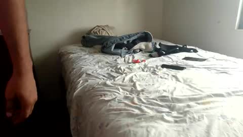 lachickadelbronx online show from June 18, 2:21 pm