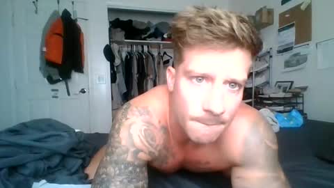 lacrioxcum18 online show from November 23, 9:14 pm