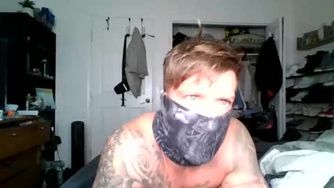 lacrioxcum18 online show from February 4, 3:51 pm