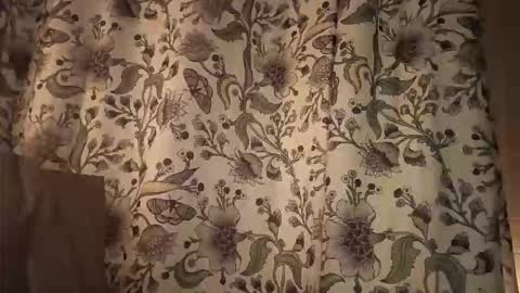 lacybell online show from October 13, 5:40 am