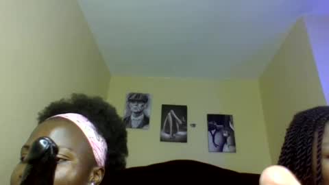 Snapshot of ladasha_montaz chatting on July 7, 11:14 am ladasha online show from July 7, 11:14 am