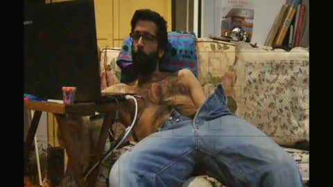 Snapshot of ladex96 chatting on February 25, 11:58 pm Ali online show from February 25, 11:58 pm