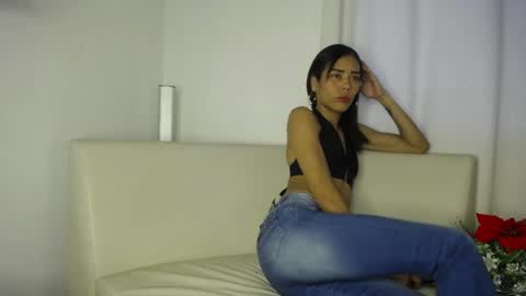 ladies_studio online show from March 29, 11:05 pm