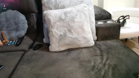 Mia online show from September 28, 10:15 pm