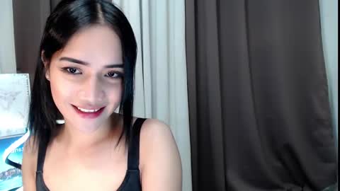 lady_angelala online show from January 31, 10:10 am