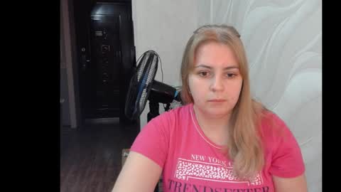 lady cute cat29 online show from January 18, 10:28 am
