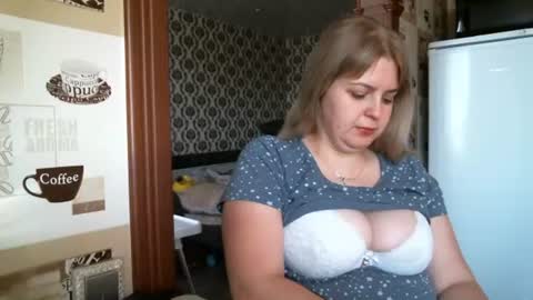 Snapshot of lady_cute_cat chatting on October 21, 2:34 am lady cute cat29 online show from October 21, 2:34 am