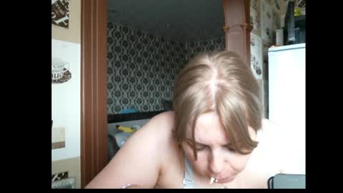 lady cute cat29 online show from March 26, 3:01 am