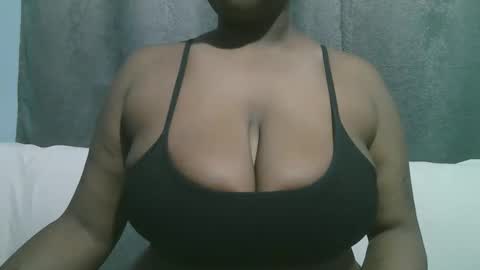 lady_dearra online show from October 13, 4:01 am