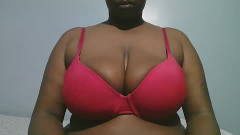 Snapshot of lady_dearra chatting on February 13, 3:46 am lady_dearra online show from February 13, 3:46 am
