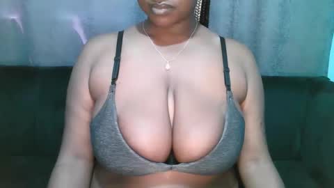 Snapshot of lady_dearra chatting on March 16, 11:14 am lady_dearra online show from March 16, 11:14 am