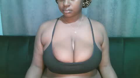 Snapshot of lady_dearra chatting on March 26, 3:56 am lady_dearra online show from March 26, 3:56 am