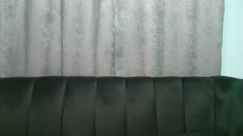 Snapshot of lady_dearra chatting on May 27, 1:57 am lady_dearra online show from May 27, 1:57 am