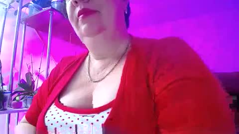 Lady Gloria online show from December 3, 4:14 am