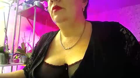 Lady Gloria online show from December 6, 3:22 pm