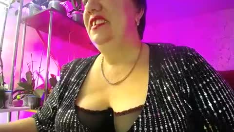 Lady Gloria online show from December 7, 7:16 am