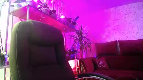 Lady Gloria online show from December 29, 8:11 am