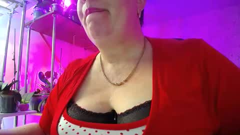 Lady Gloria online show from February 1, 9:11 am
