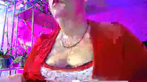 Lady Gloria online show from February 17, 3:58 am