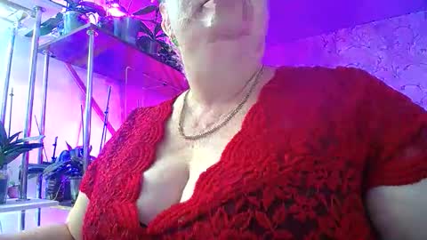 Lady Gloria online show from September 24, 1:58 pm
