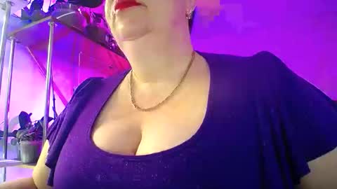 Lady Gloria online show from January 11, 6:29 am