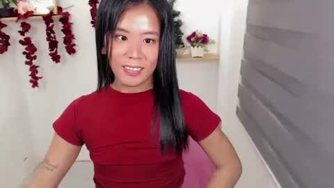    online show from December 12, 9:51 am