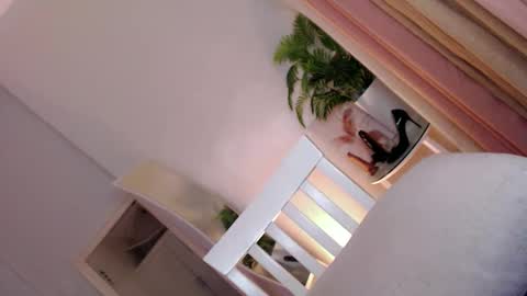 Stella online show from February 10, 2:04 am