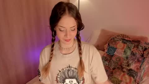 Snapshot of lady_lacey05 chatting on April 2, 1:25 am Gaby online show from April 2, 1:25 am