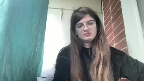 lady_luckkk_ online show from September 24, 7:12 am