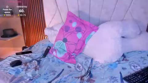 lady_lucy69 online show from June 11, 12:32 am