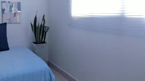 Snapshot of lady_miss__ chatting on December 4, 12:47 pm Lady Miss online show from December 4, 12:47 pm