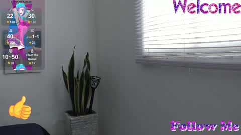 Snapshot of lady_miss__ chatting on December 7, 12:13 pm Lady Miss online show from December 7, 12:13 pm