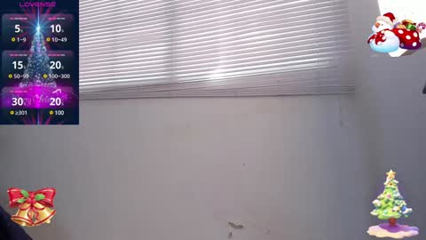 Snapshot of lady_miss__ chatting on December 15, 12:38 pm Lady Miss online show from December 15, 12:38 pm