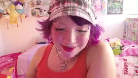 Lady  online show from June 30, 10:22 pm
